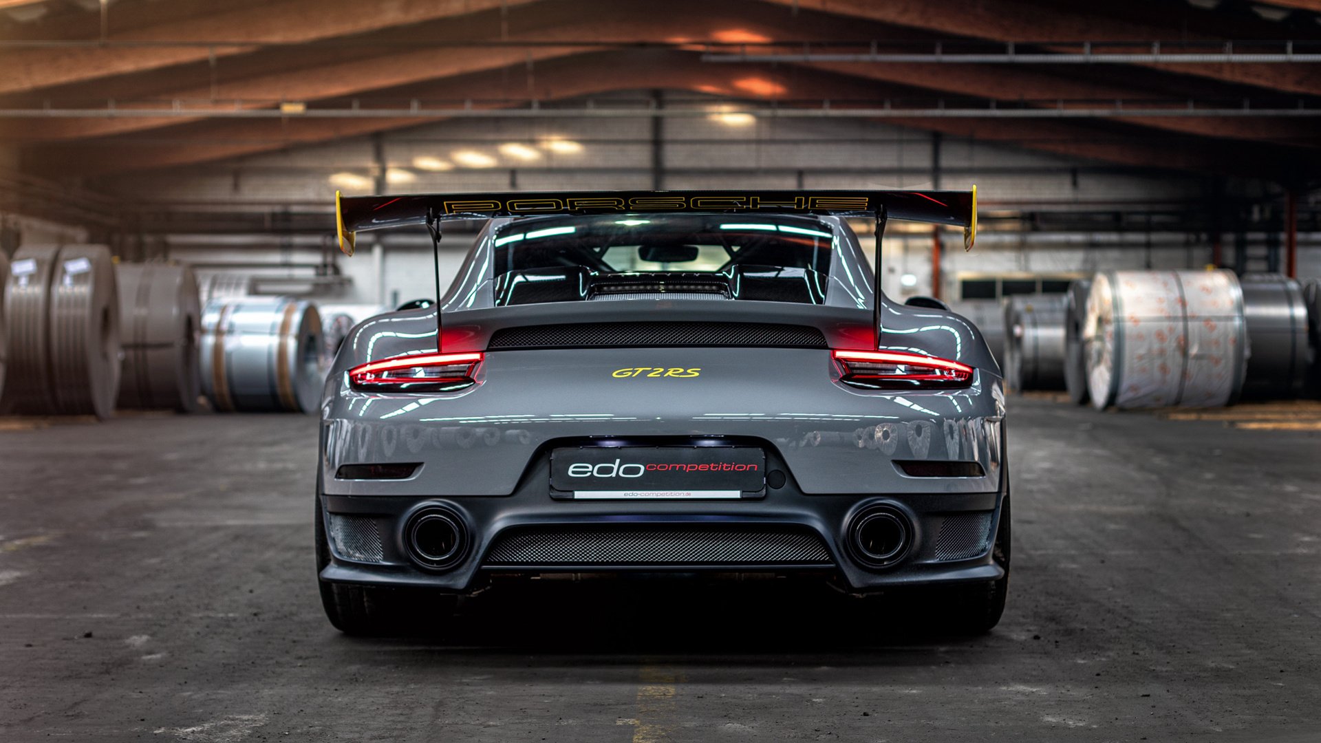 足球双星闪耀,墨西哥关键战突围哥斯达黎加,迪亚斯欧冠决赛接管比赛