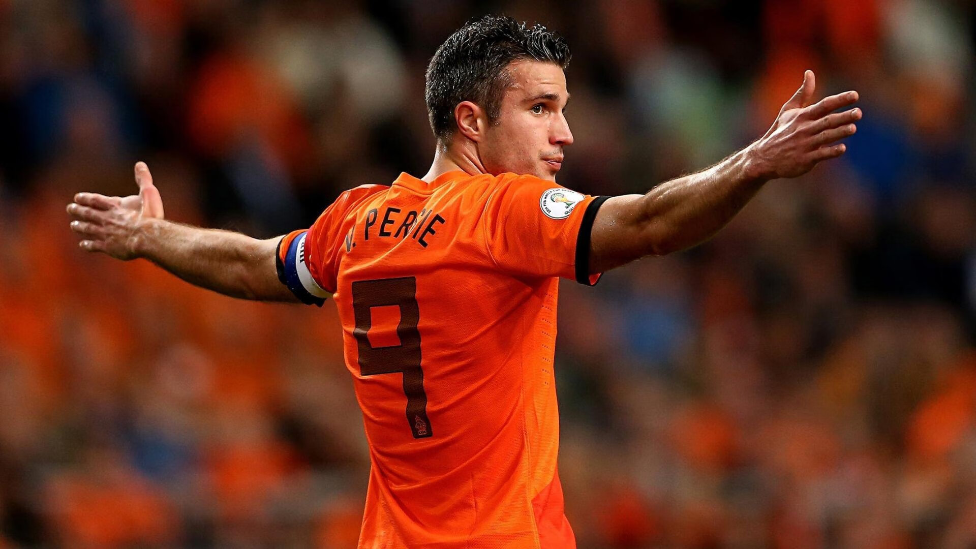 双线战场冰火两重天,意甲巅峰暗流汹涌,湖人绝地反击血性破魔术